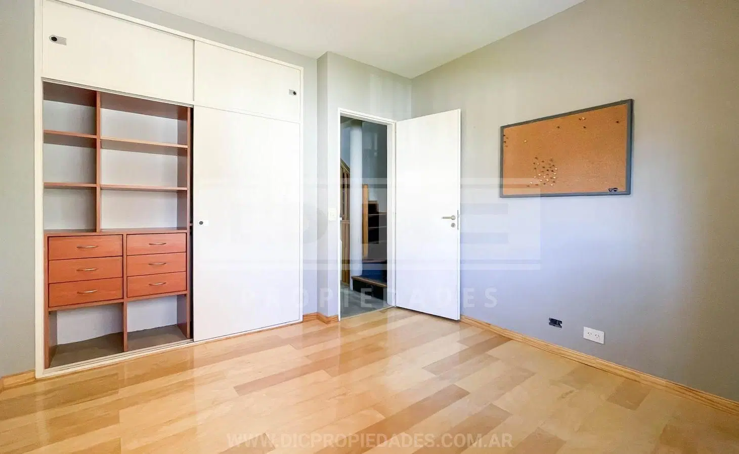 Triplex 2 dormitorios Venta - Olivos-Roche 8