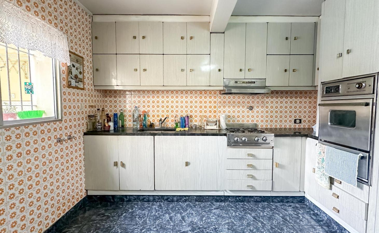 Foto de Casa 3 dormitorios Venta - La Lucila-Vias/Maipu, imagen 3