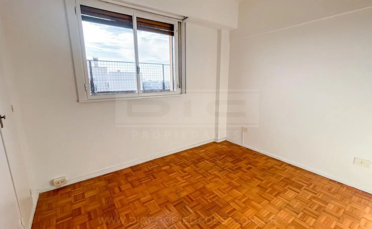 Departamento 4 ambientes Alquiler - Florida Mitre/Este 4