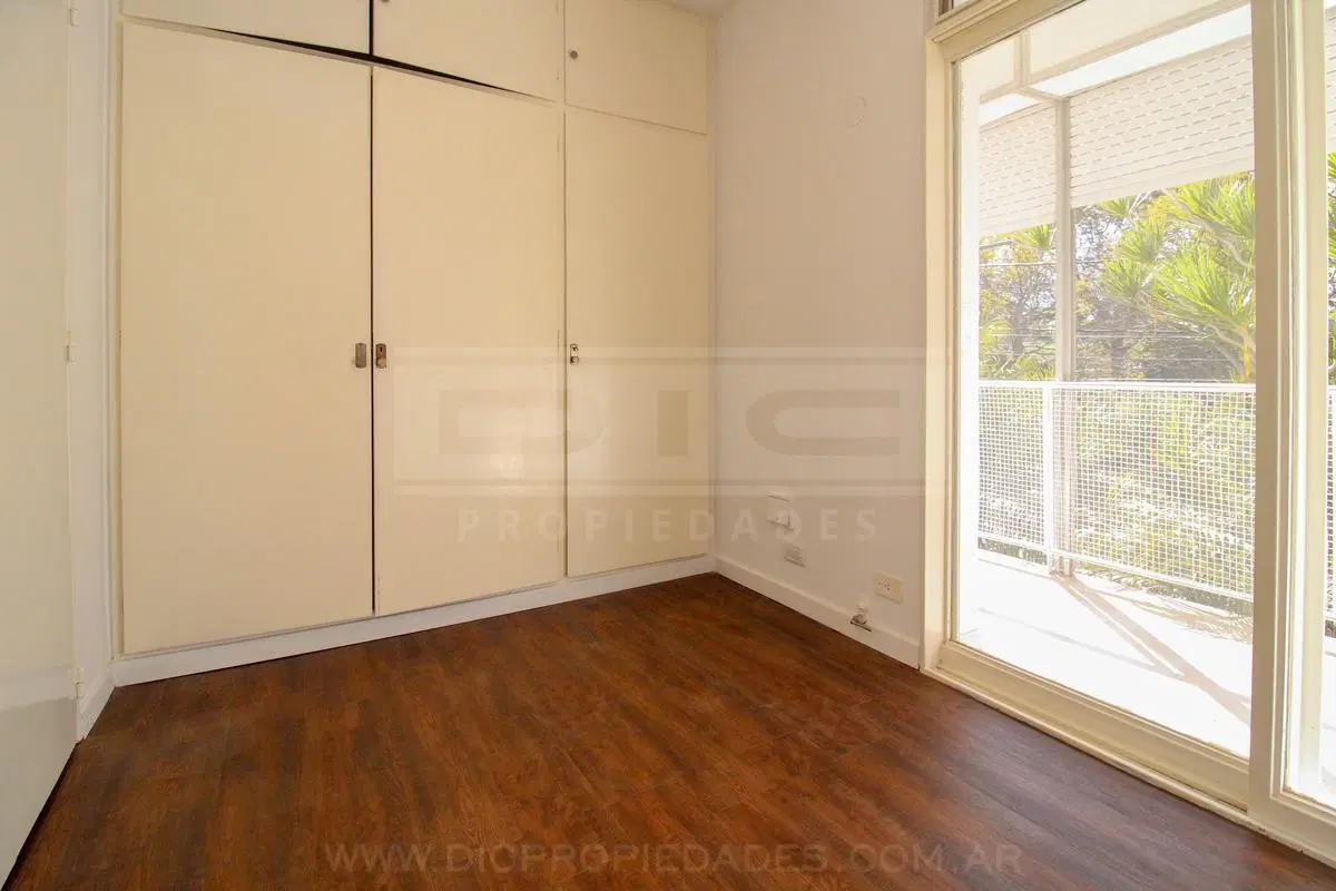 Excelente duplex 5 ambientes - alquiler - Olivos 4