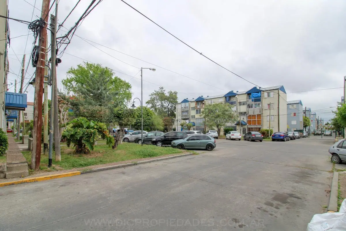 Departamento 3 ambientes - Victoria 8
