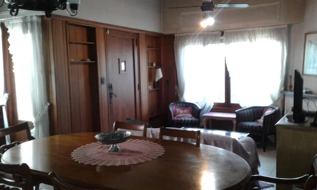 Muy lindo chalet de 4 dorm, 2 baños   2 toilette  en Pacheco 4