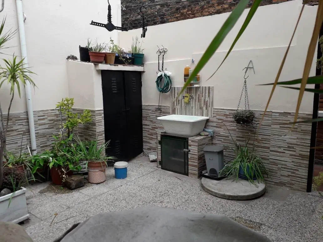 Casa de 3 amb c/2 dorm y 1 baño, todo en una planta. Terreno de 110m2 en Boulogne 5