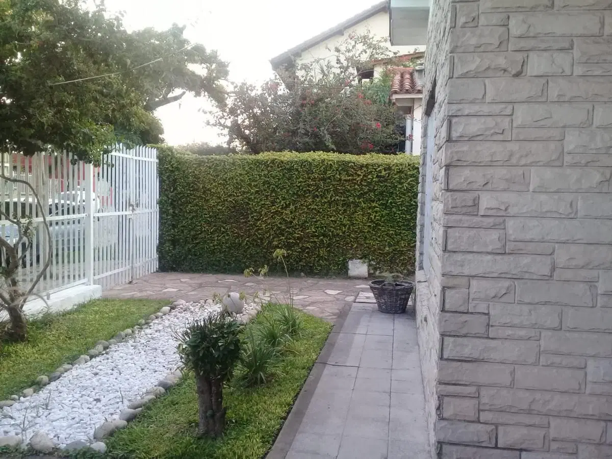 Casa 6 ambientes Venta - Boulogne 2