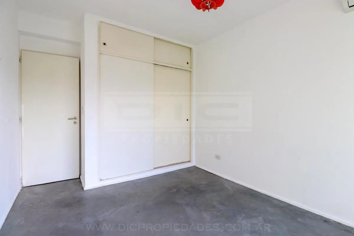 Departamento 3 ambientes venta - San Isidro 8