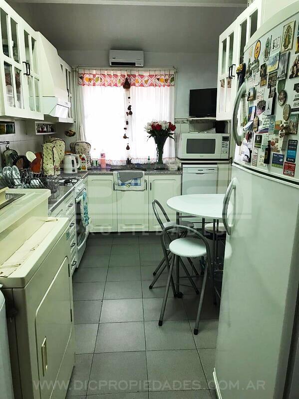 Foto de Triplex de 5 amb c/coch doble - excelente ubicación de Boulogne, imagen 3