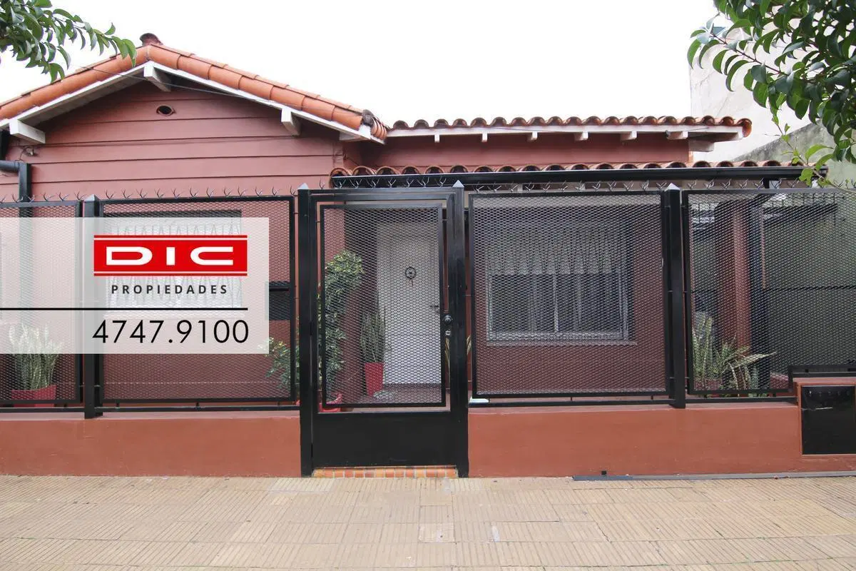 Muy buen Chalet 3 amb. con Amplio Jardin-  Beccar 3
