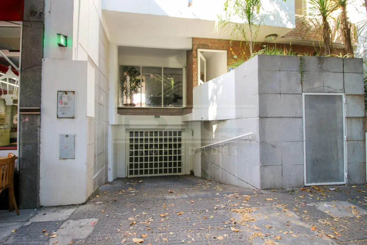 Cochera - San Isidro 8