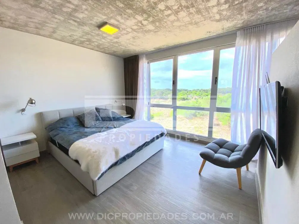 Casa 7 ambientes Venta - Barrio Costa Esmeralda 4