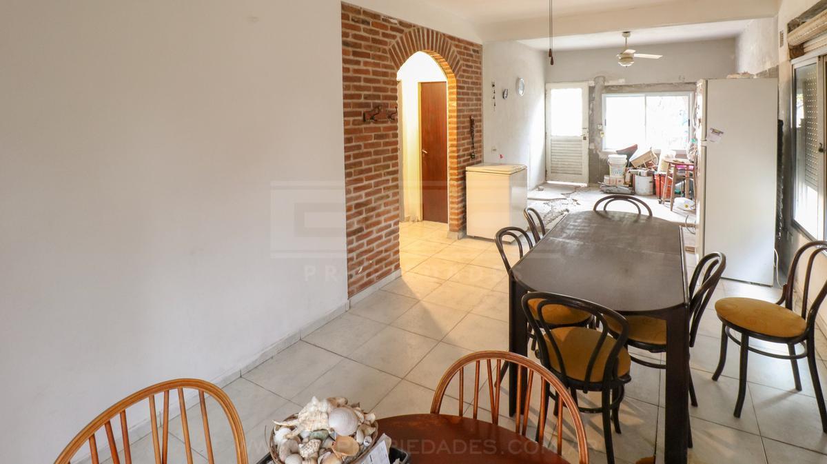 Foto de Casa 5 ambientes Venta - Boulogne, imagen 4