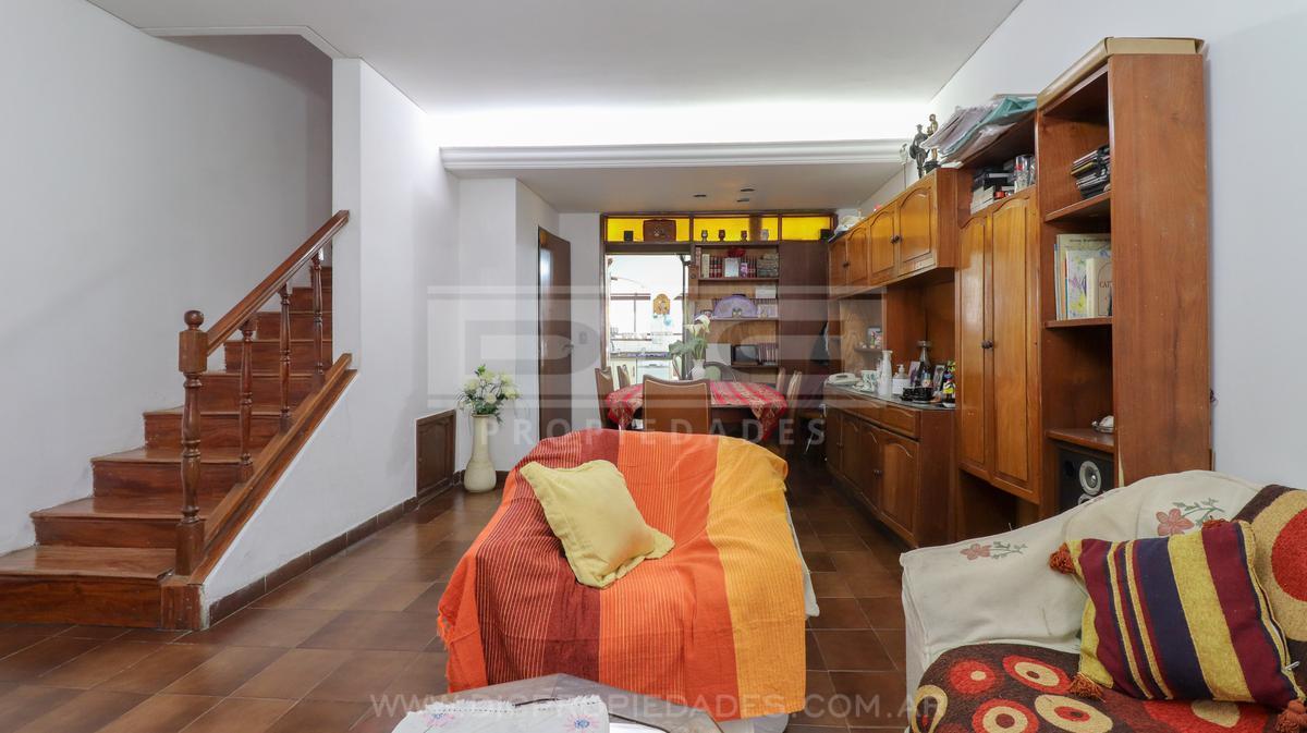 Foto de Duplex 3 dormitorios Venta - Boulogne, imagen 2