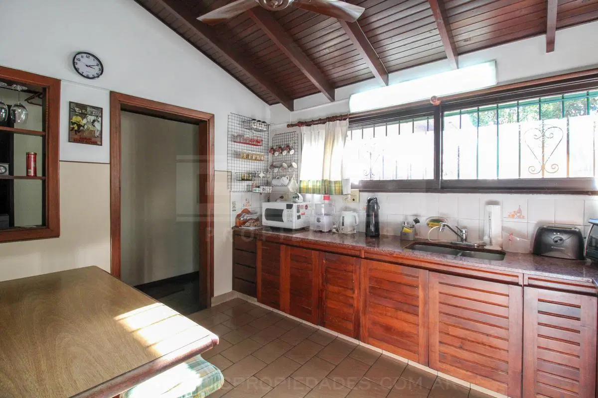 Casa 4 dormitorios Venta  - Beccar 8