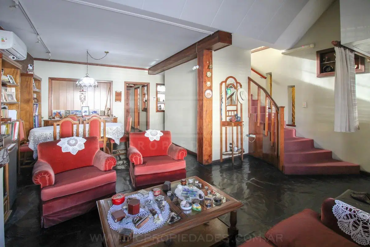 Casa 4 dormitorios Venta  - Beccar 3