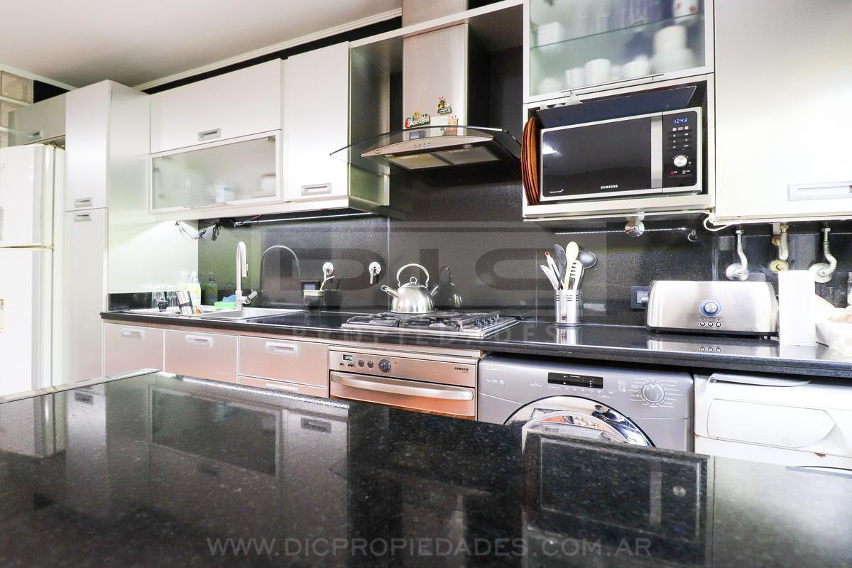 Foto de Departamento 2 ambientes Venta - San Isidro, imagen 2