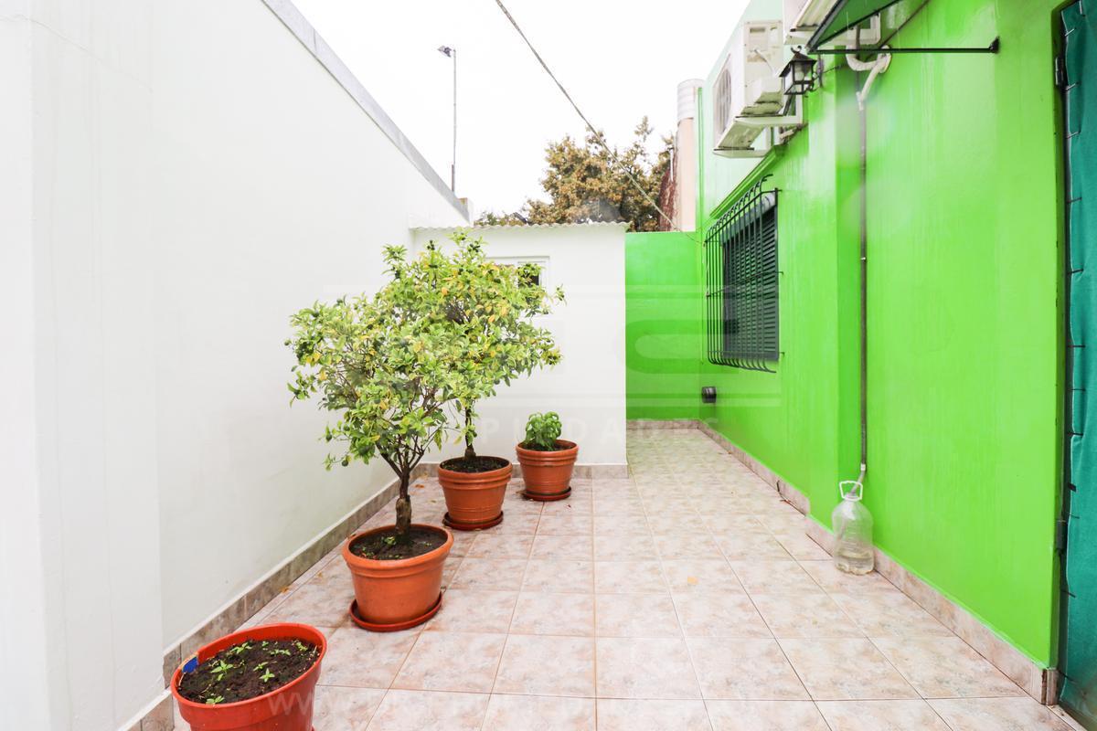Foto de PH 2 dormitorios Venta - S.Isi.-Centro, imagen 2