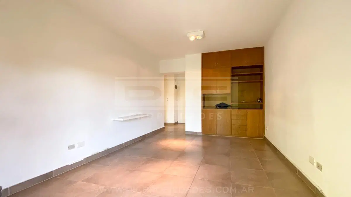 Departamento 2 ambientes Venta - San Isidro 4