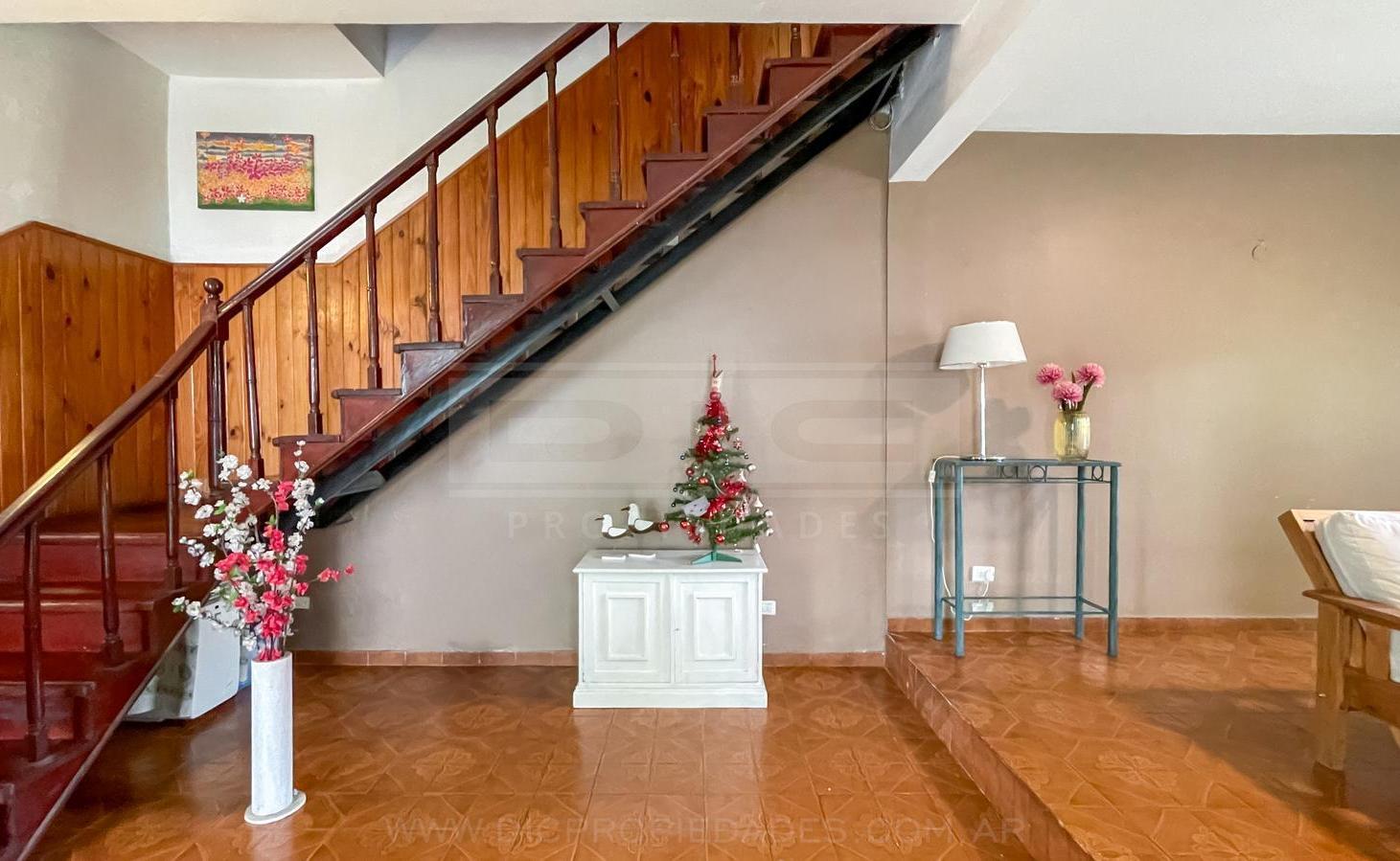 Foto de Chalet 4 dormitorios Venta - Don Torcuato, imagen 5