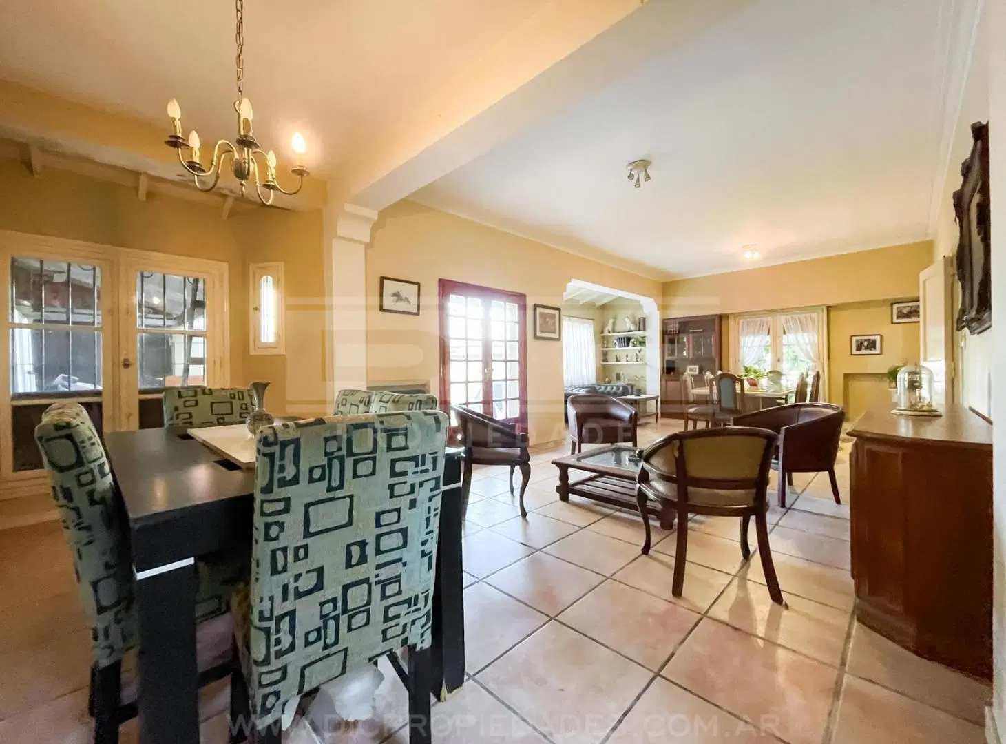 Casa 4 dormitorios Venta - La Lucila-Vias/Maipu 3