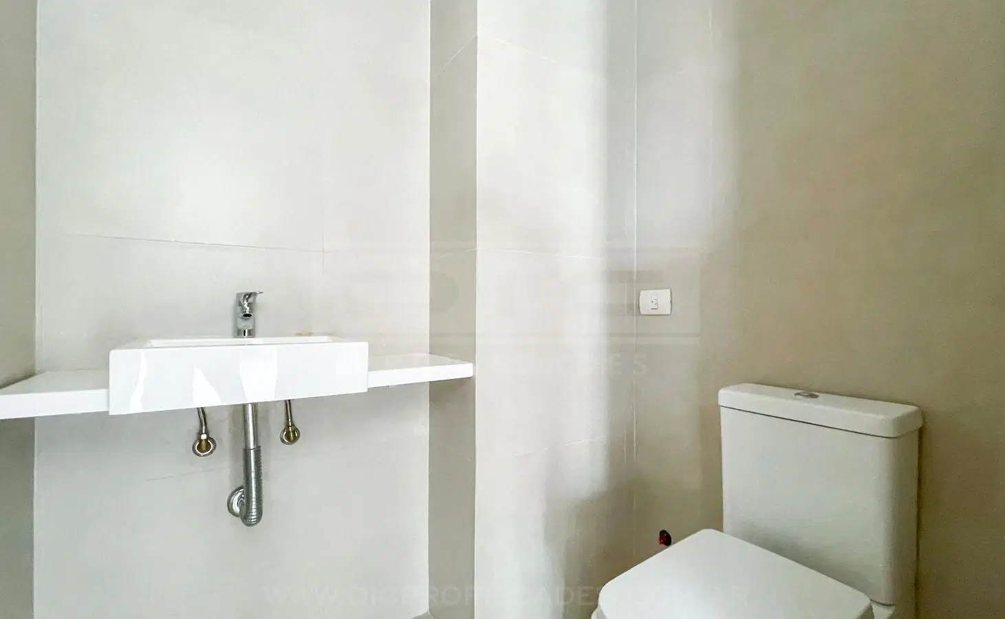 Excel dpto 3 amb c/suite A/estr. - Florida Mitre/Este 3