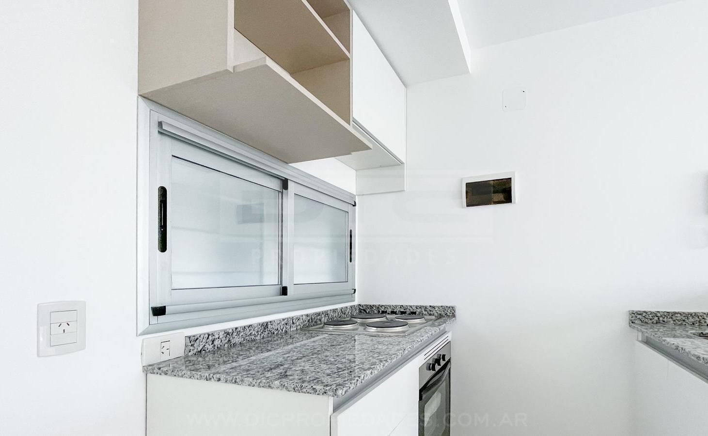 Foto de Excelente departamento 3 ambientes - Florida Mitre/Este, imagen 1