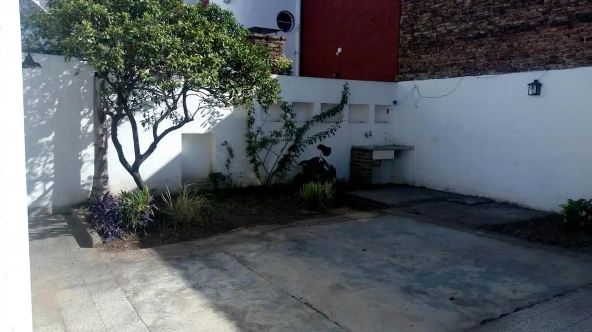 PH al frente 3 amb, una cuadra de Av. Maipu - Florida Mitre/Este 4