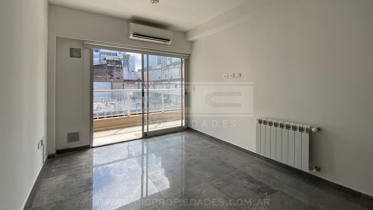 Foto de Departamento 3 ambientes Venta - Florida Mitre/Este, imagen 2