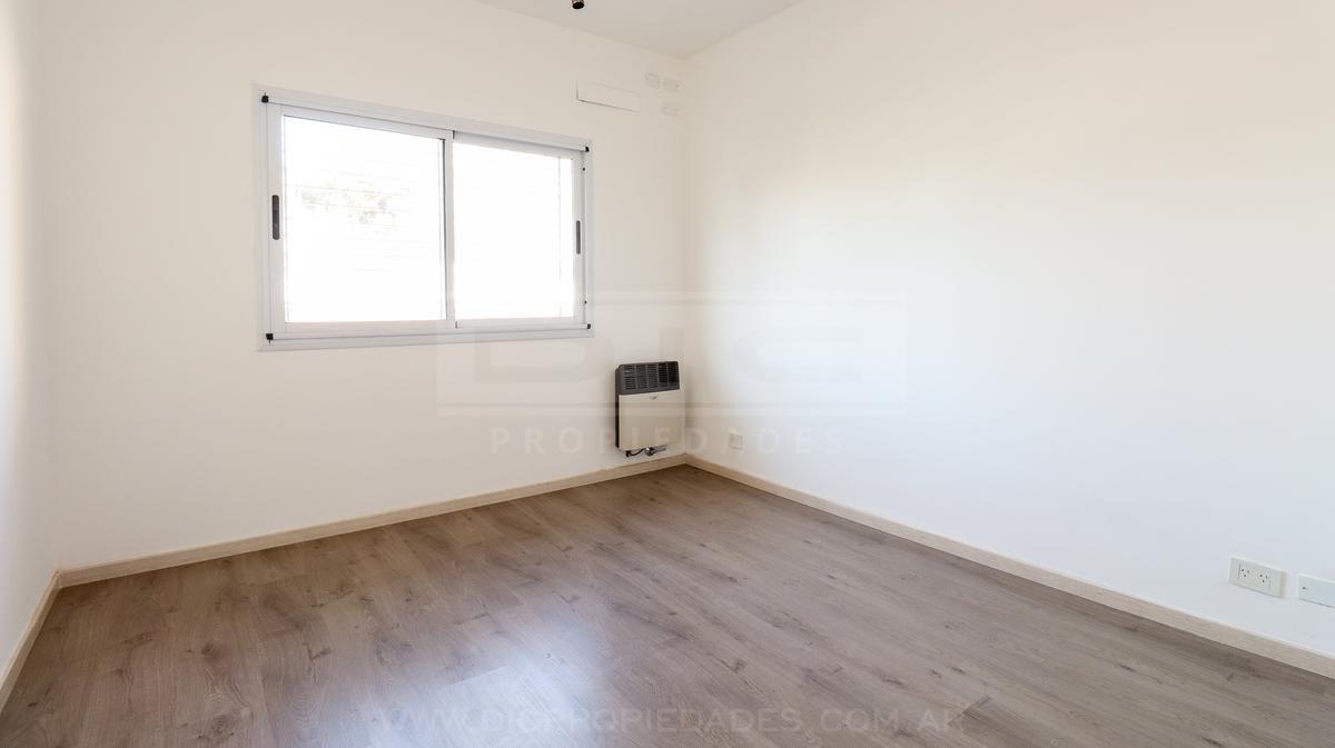 Foto de Duplex 3 dormitorios Venta - Villa Martelli, imagen 2