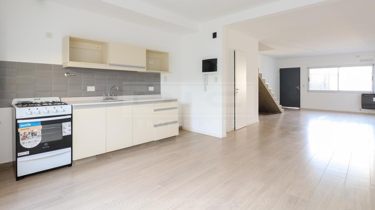 Foto de Duplex 3 dormitorios Venta - Villa Martelli, imagen 4