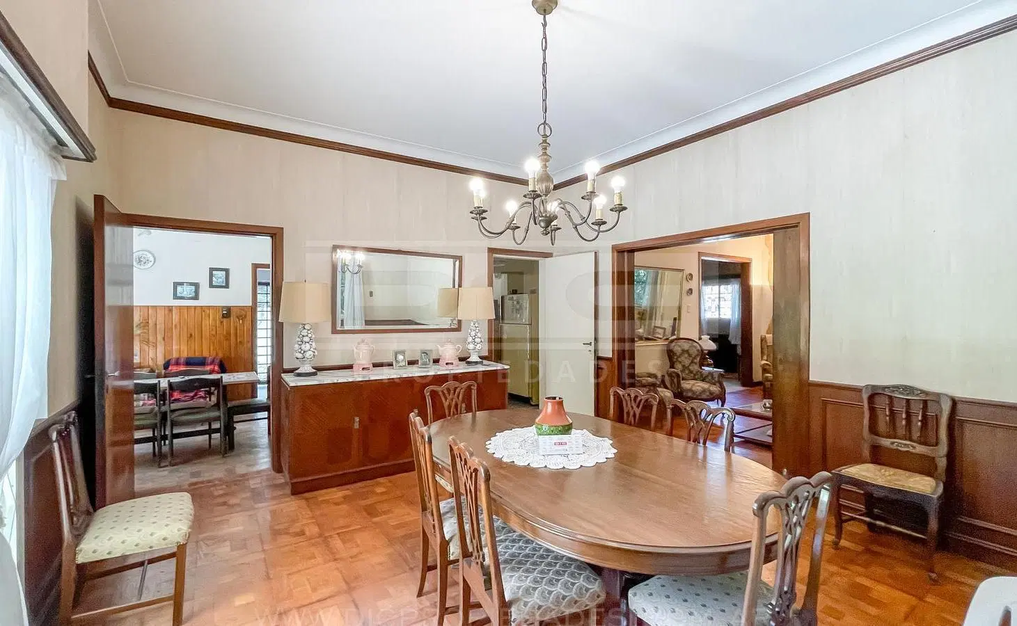 Casa 6 dormitorios Venta - Barrio Vicente López 4