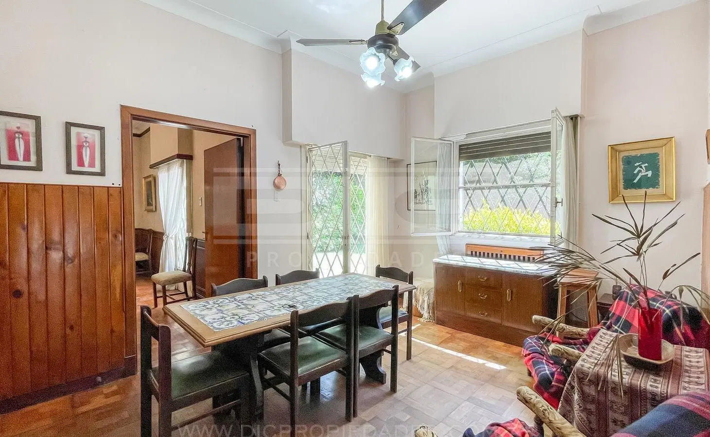 Casa 6 dormitorios Venta - Barrio Vicente López 5