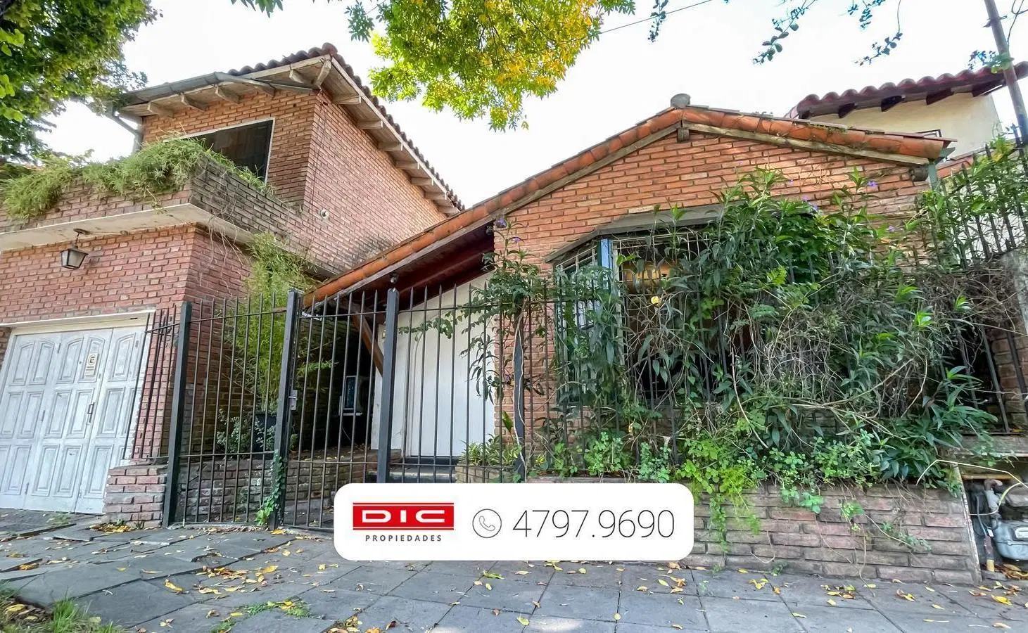 Casa 4 dormitorios Venta - Barrio Vicente López 3