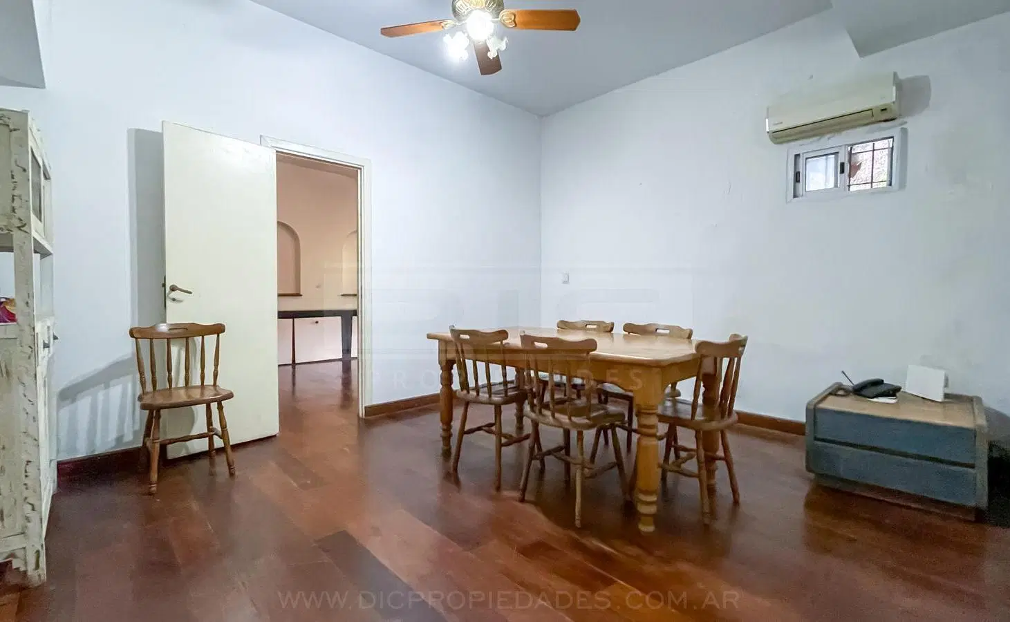 Casa 4 dormitorios Venta - Barrio Vicente López 5