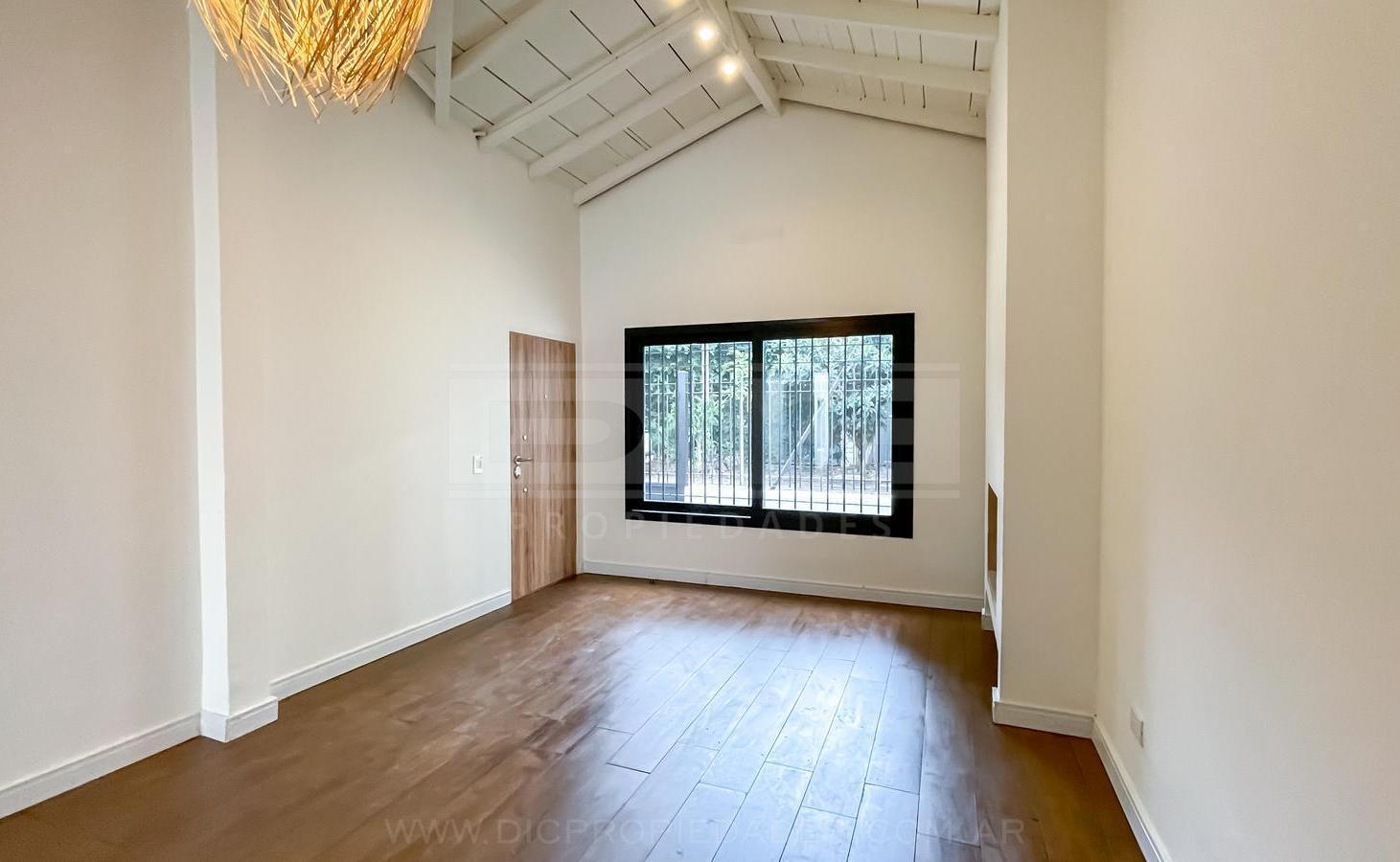 Foto de Casa 4 dormitorios Venta - Florida Mitre/Este, imagen 5