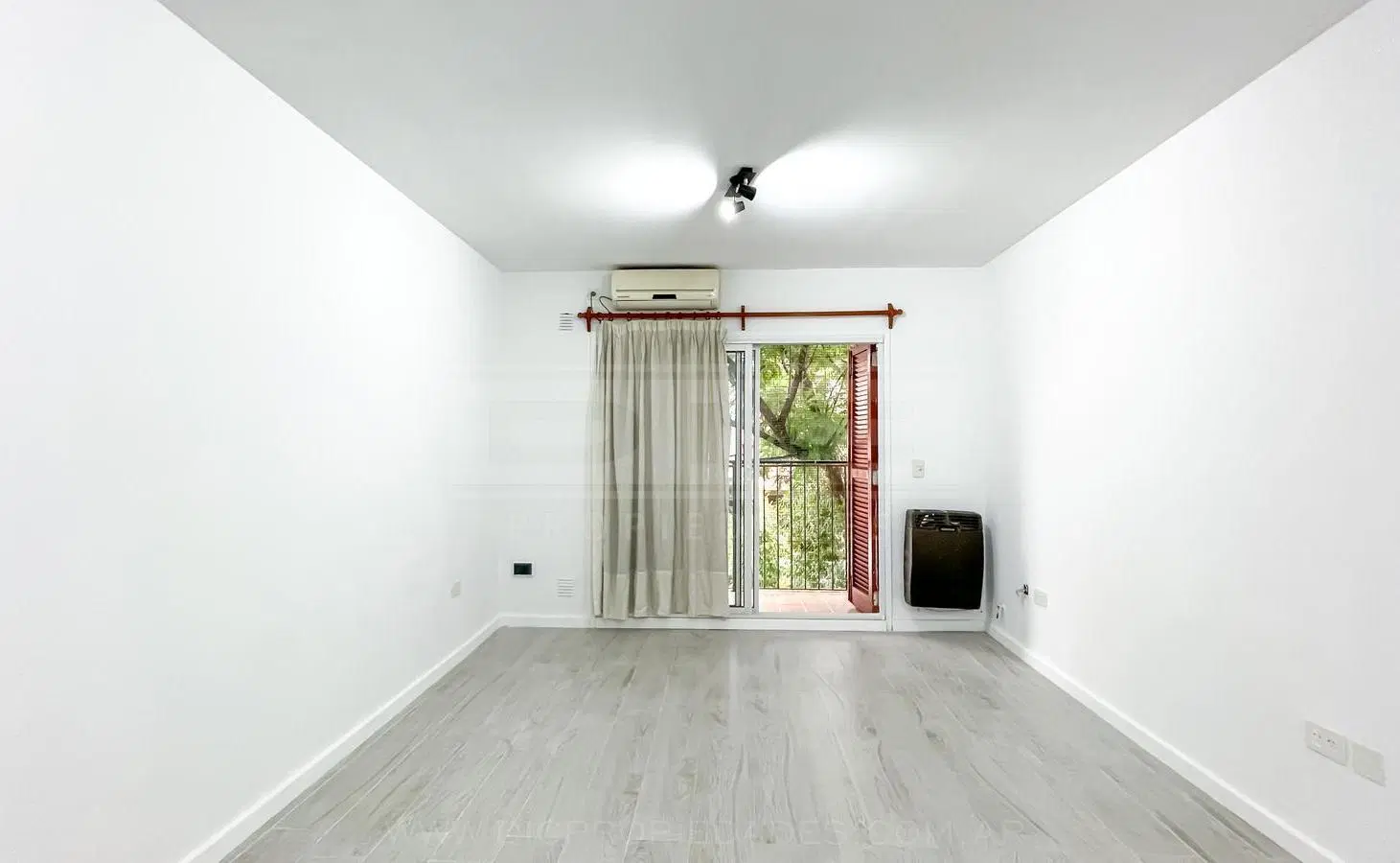 Departamento monoambiente Venta - Martinez - Santa Fe/Fleming 4