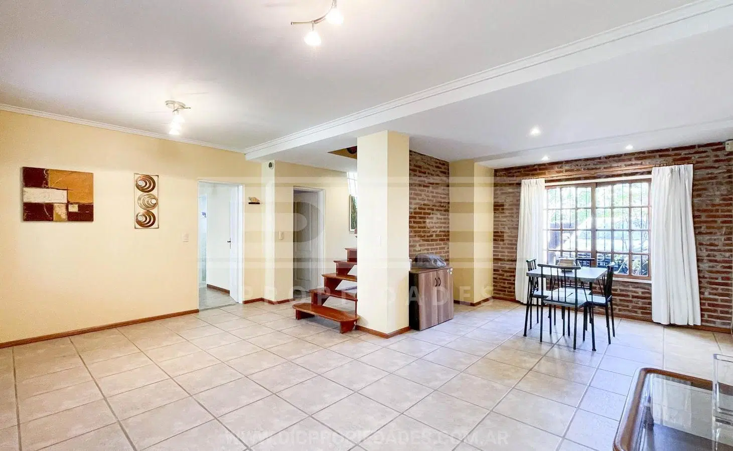 Casa 4 dormitorios Venta - Martinez 3