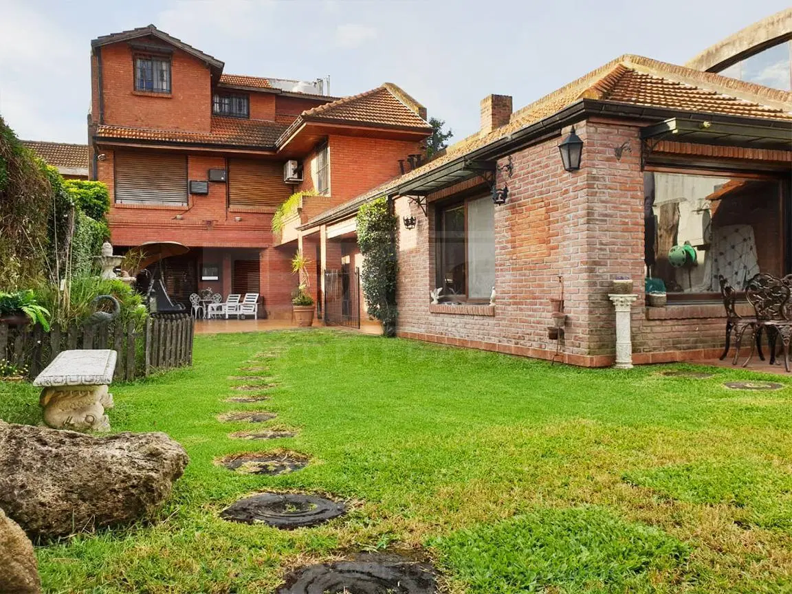 Chalet  5 Ambientes Venta - Martinez 5