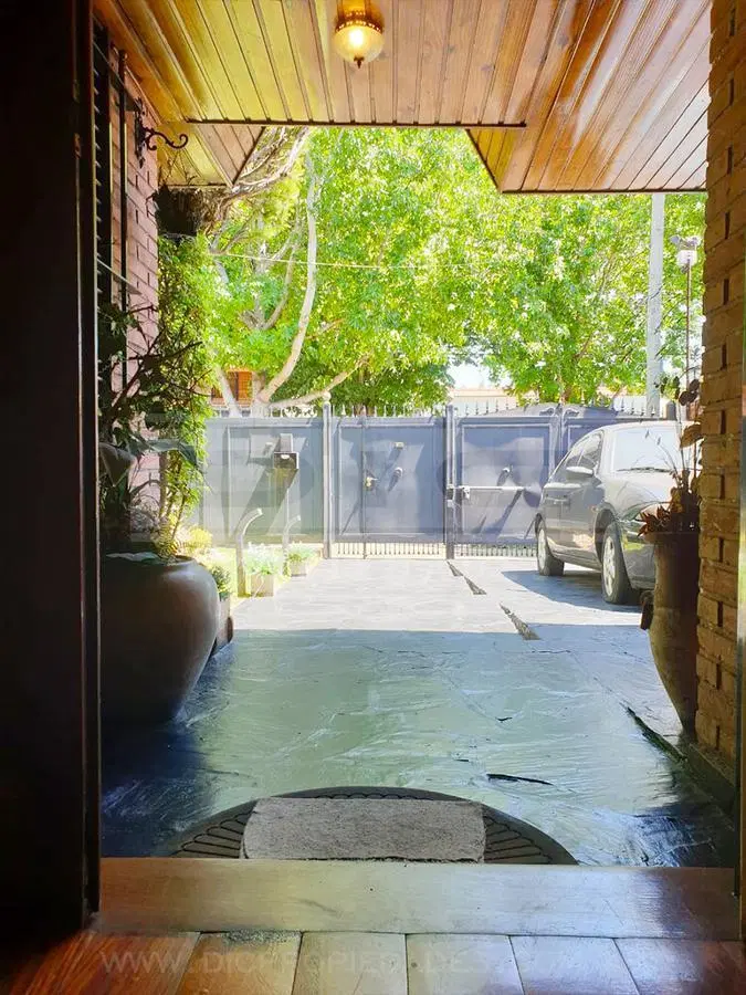 Chalet  5 Ambientes Venta - Martinez 4