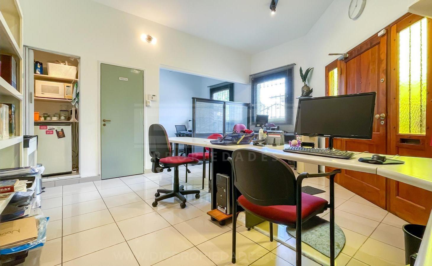 Foto de Chalet 2 dormitorios Venta - Martinez, imagen 4