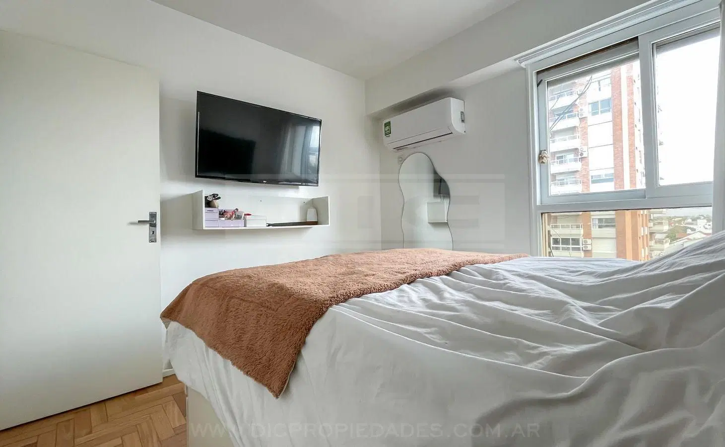 Departamento 3 ambientes Venta - Martinez - Vias/Santa Fe 4