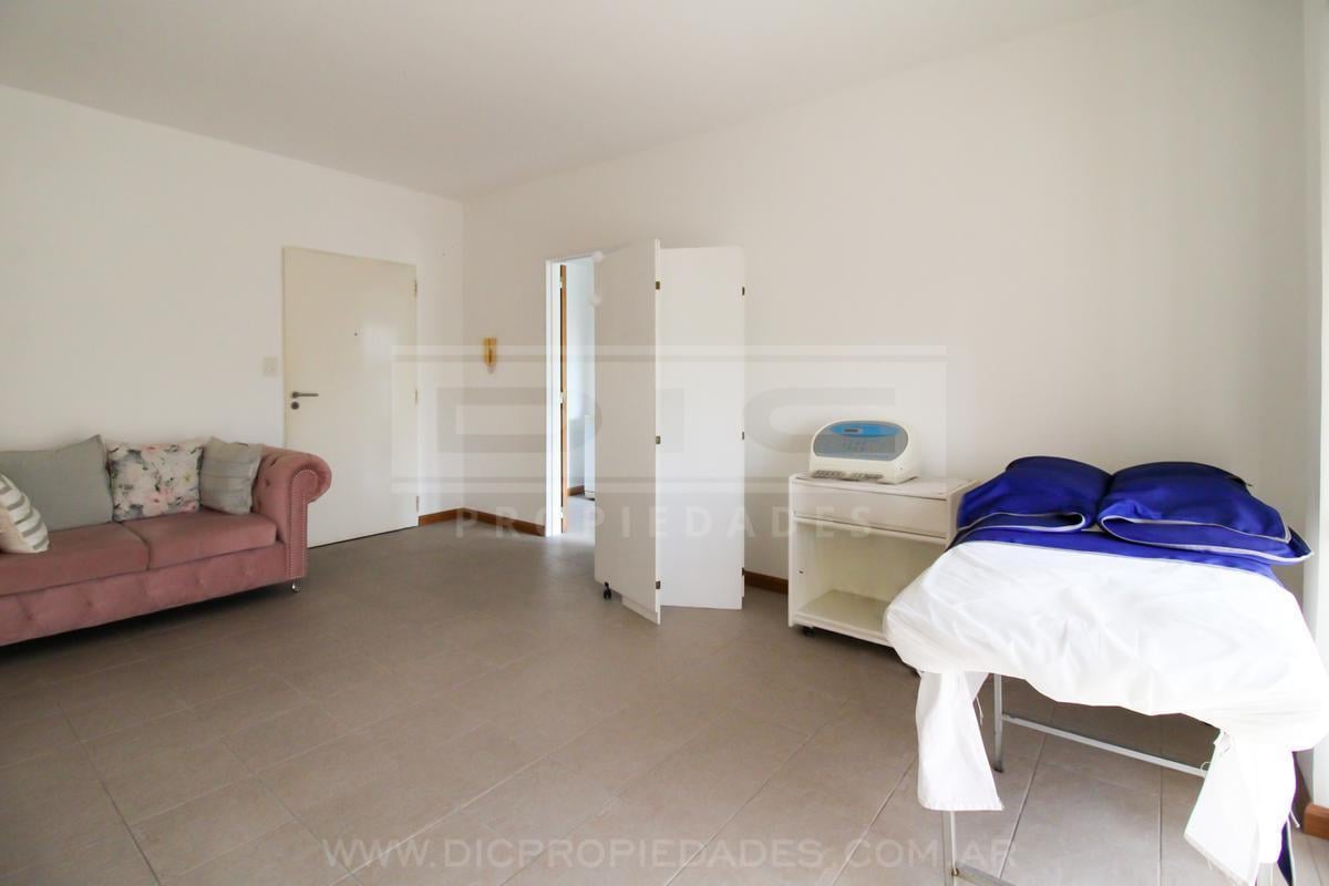 Foto de Departamento 2 ambientes Venta - Urquiza R, imagen 3