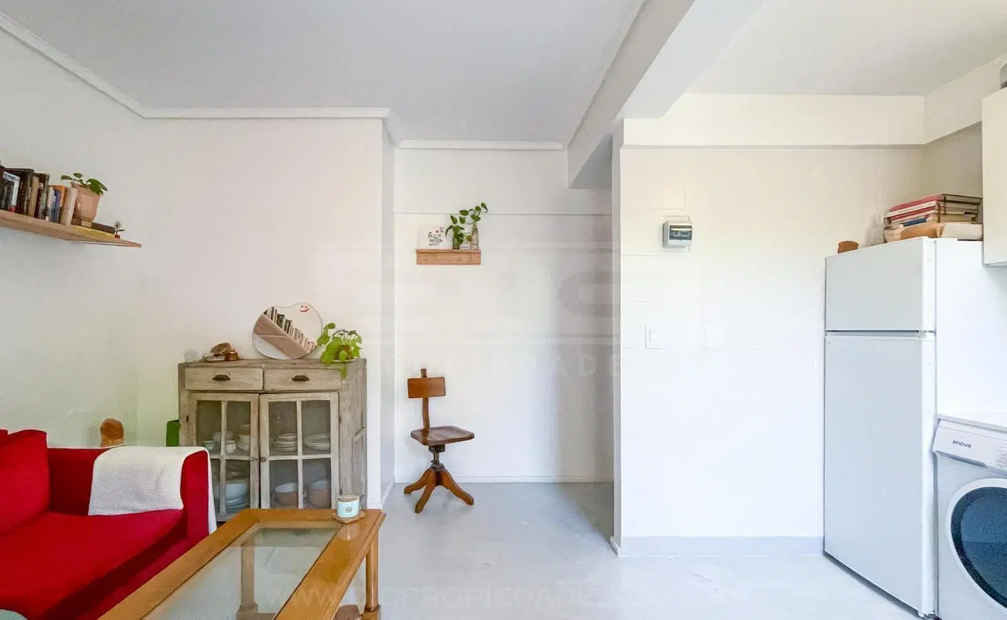 Departamento 2 ambientes Venta - Coghlan 8