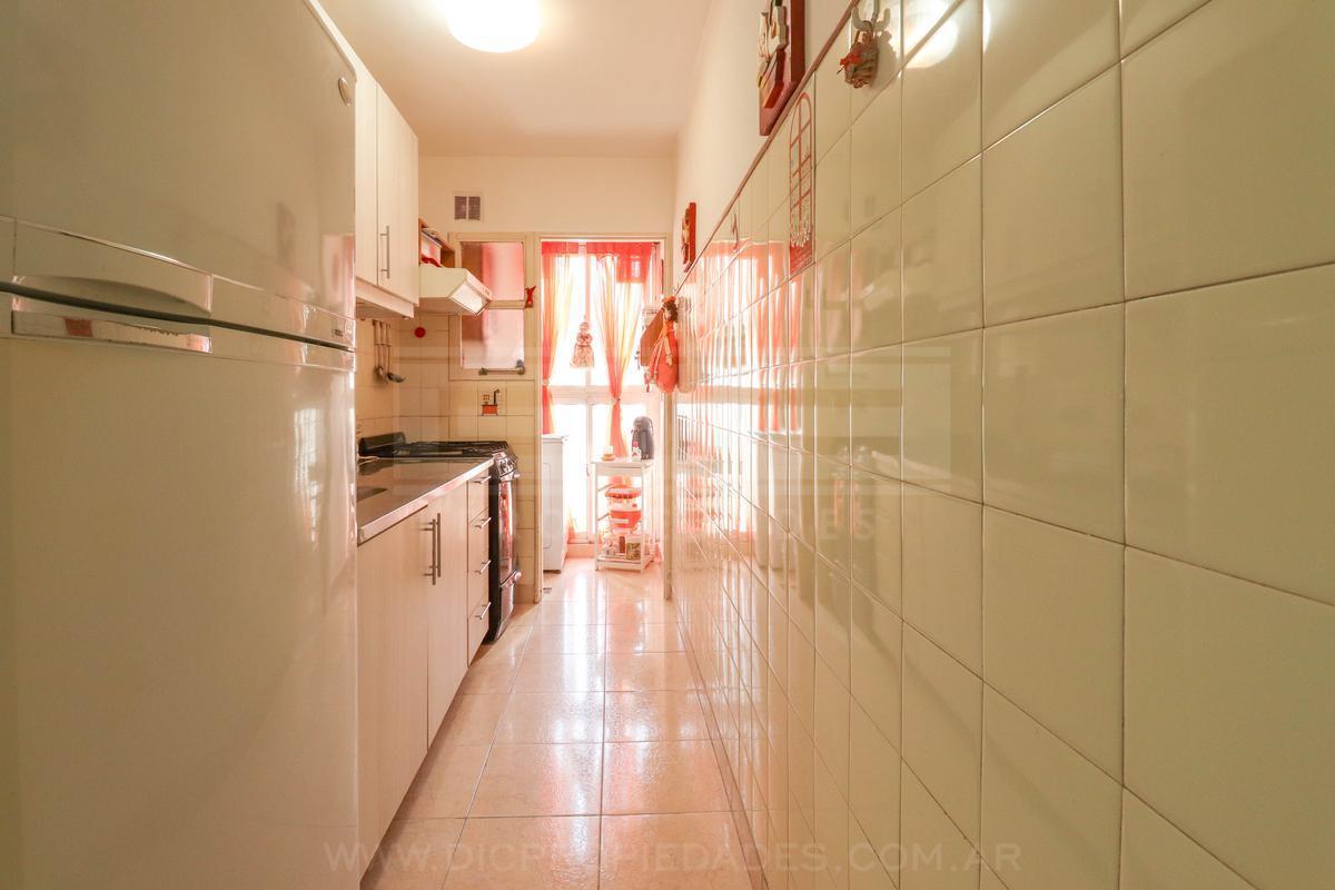 Foto de Departamento 4 ambientes Venta - Almagro, imagen 4