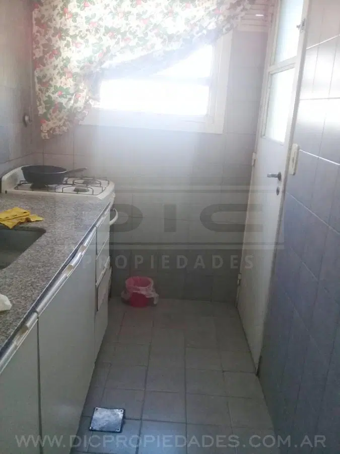 Departamento 2 Amb c/living comedor,luminoso próximo Av. Rivadavia - Villa Luro 2