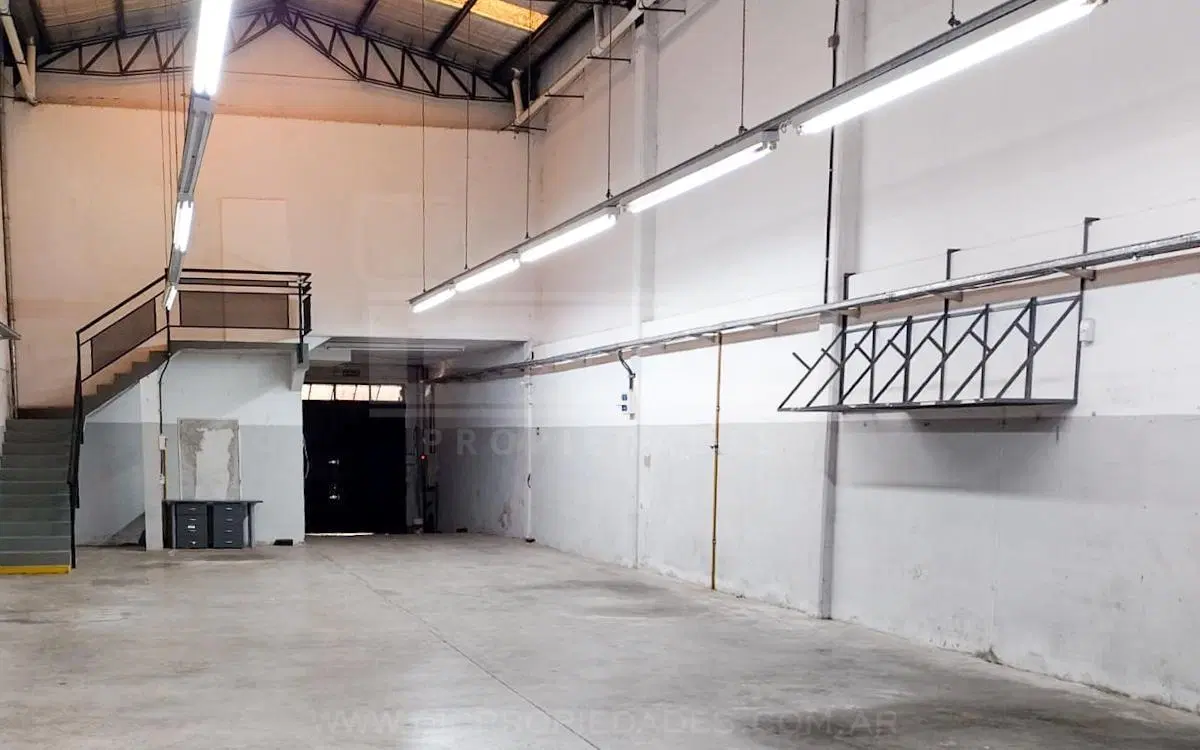 Nave Industrial Venta - La Boca 2