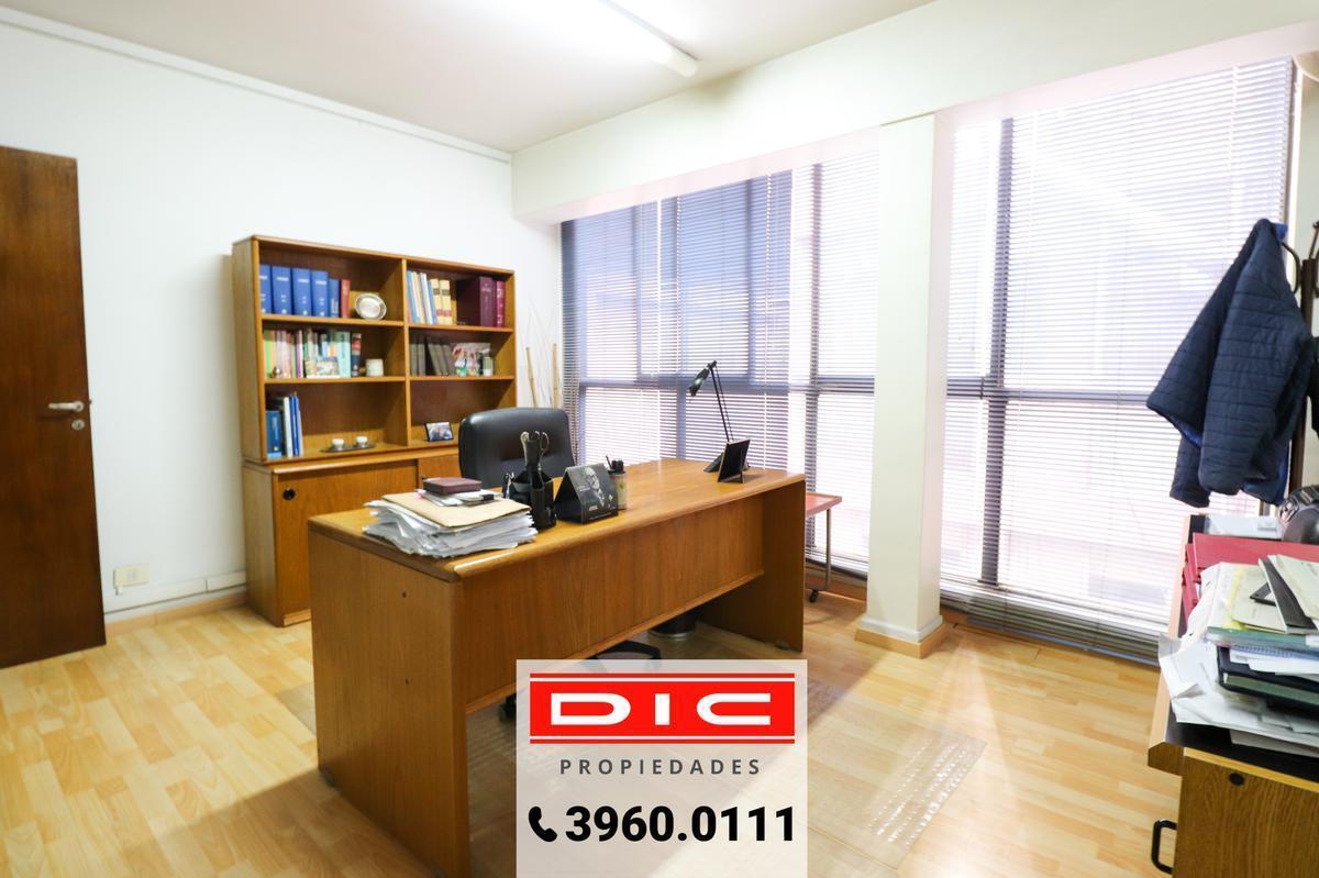 Foto de Oficina 5 ambientes Venta - Villa Urquiza, imagen 4