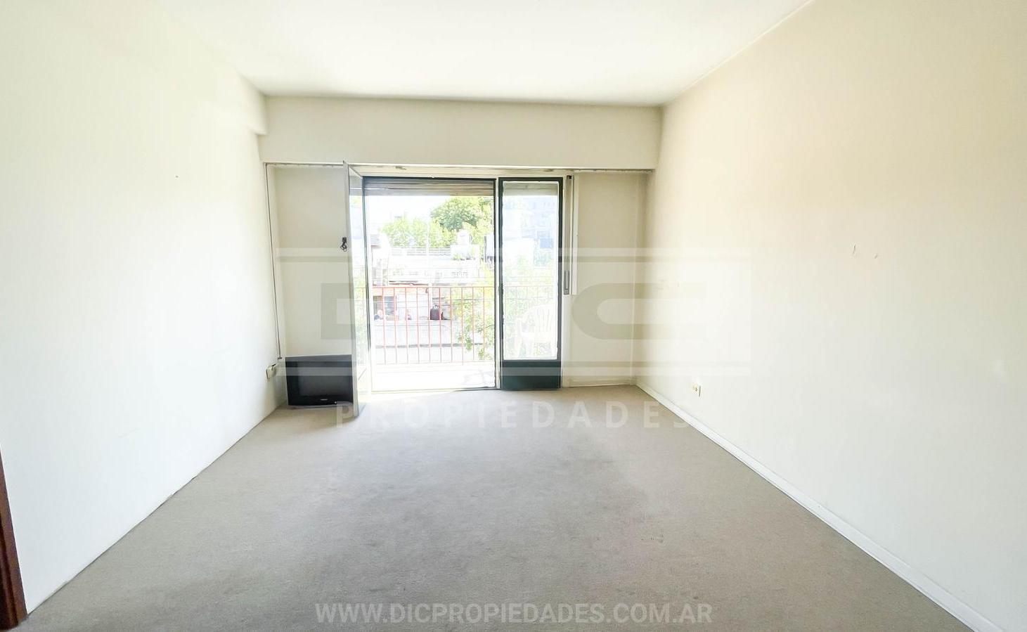 Foto de Departamento 3 ambientes Venta - Villa Urquiza, imagen 1
