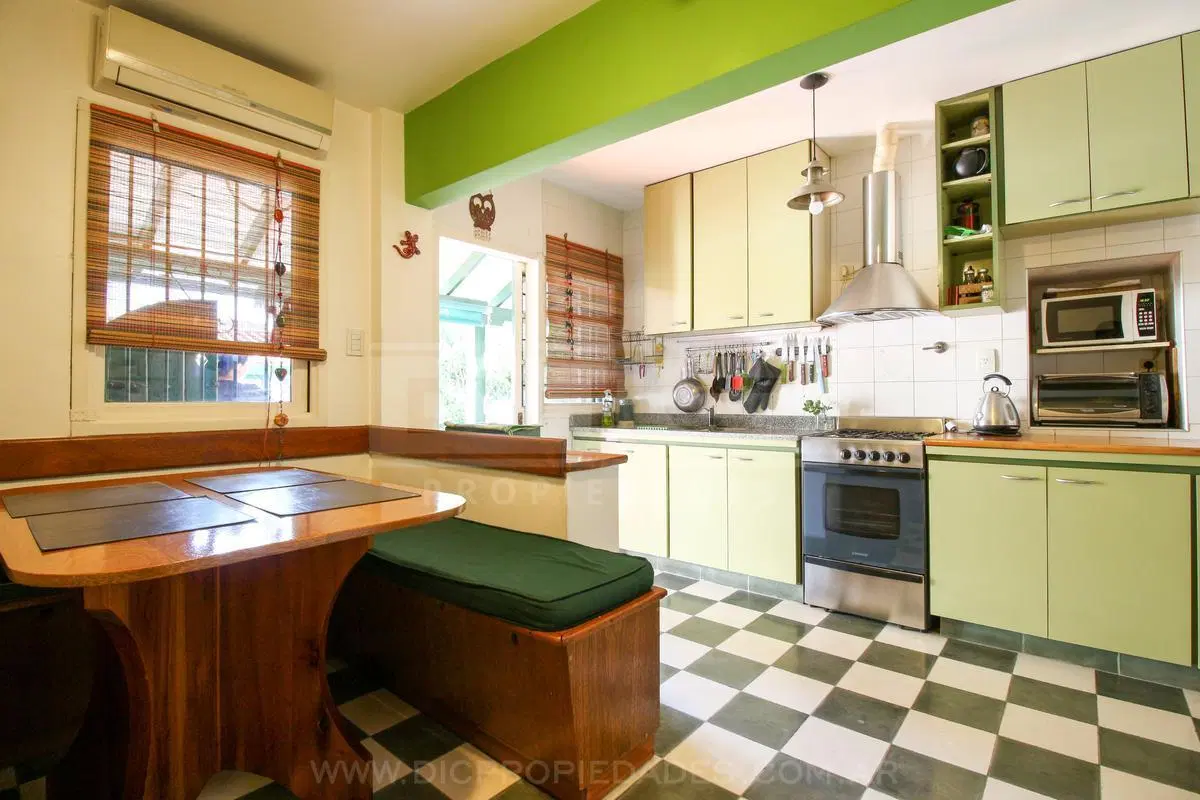 Chalet 4 ambientes Venta - Martinez-Vias/Santa Fe 3