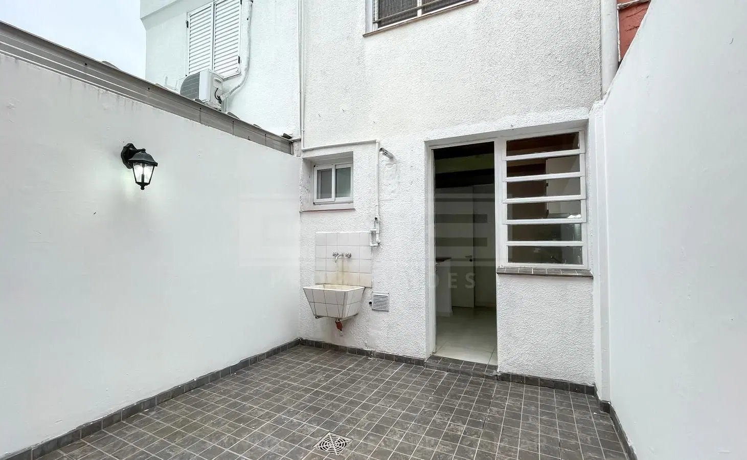 Duplex 2 Dormitorios Venta - Martinez - Vias a Libertador 8