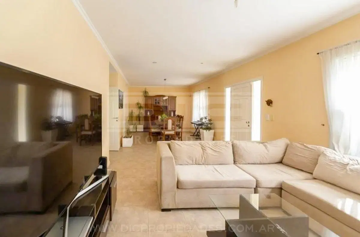 Casa 3 dormitorios Venta - Pilar 4