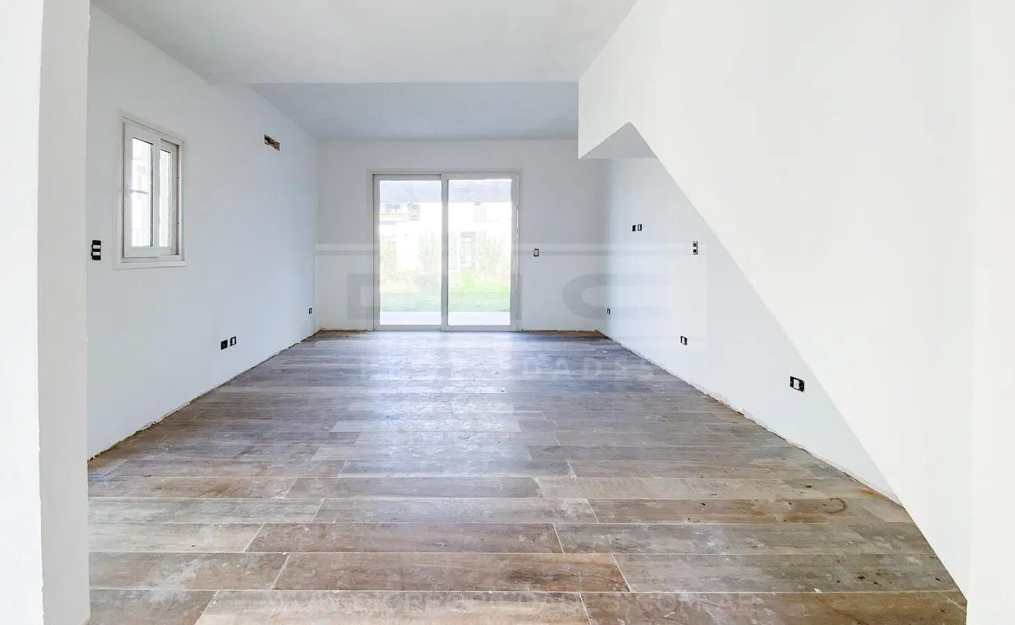 Duplex 2 dormitorios Venta - Saravi Village 4
